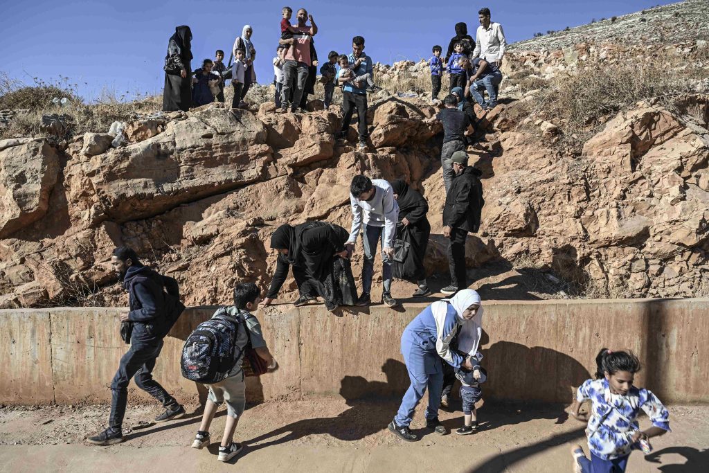 Lübnan’da tehcir endişesi: İsrail, 830 bin Lübnanlının evlerine dönmesine izin vermeyecek