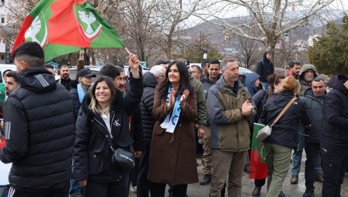 Amedspor otobüsü Dersim’de coşkuyla karşılandı