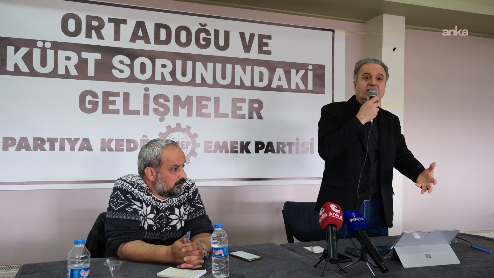 İskender Bayhan: Türkiye, Suriye’de masada aktör olmak istiyor