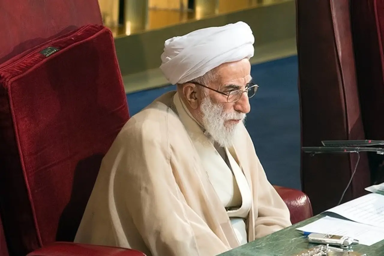 İran basını Anayasayı Koruyucular Konseyi Başkanı Cenneti’nin öldüğü haberlerini yalanladı