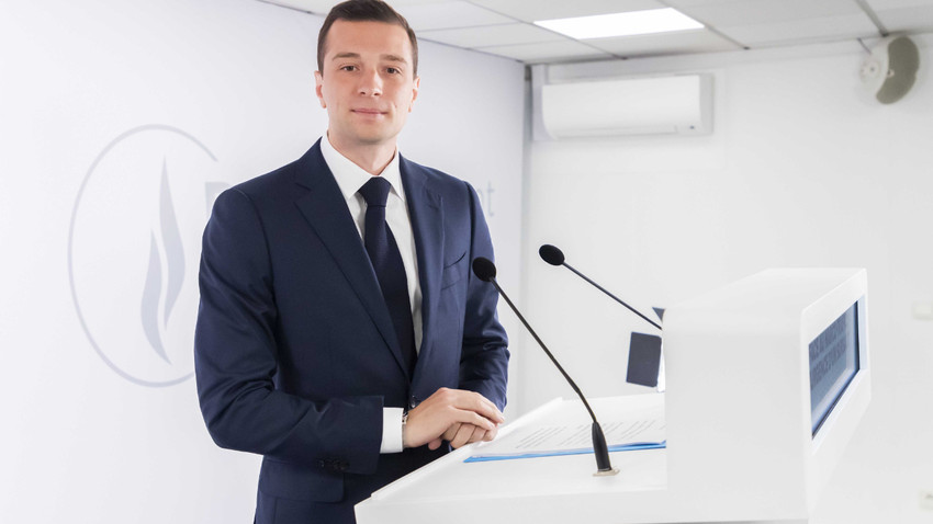 Fransa’da seçim anketi: Aşırı sağcı Bardella tüm senaryolarda ilk sırada