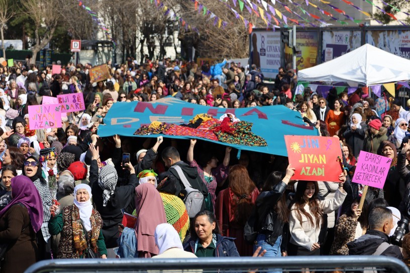 Abdullah Öcalan’dan 8 Mart mesajı: Barış ve demokrasiyi kadınlar getirebilir