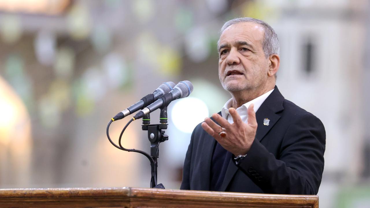 Pezeşkiyan: Komşu ülkelerle kardeşiz ancak herhangi bir saldırıya karşılık veririz