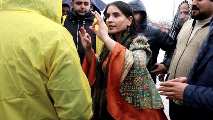 Tatvan Newroz’unda ‘GBT’ gerginliği