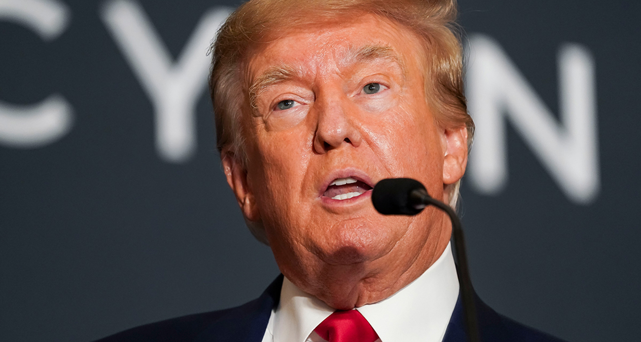 Trump: Petrol yaptırımlarını geçici olarak kaldırıyoruz