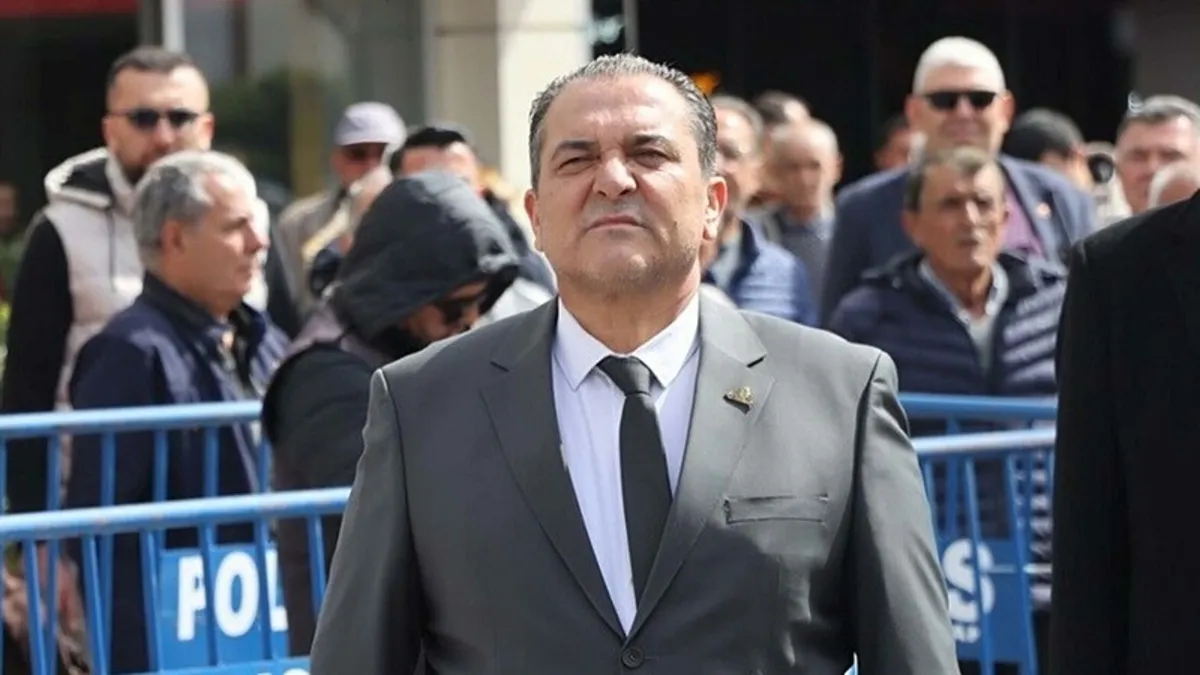 Tutuklanan Eşme Belediye Başkanı Yılmaz Tozan görevden uzaklaştırıldı