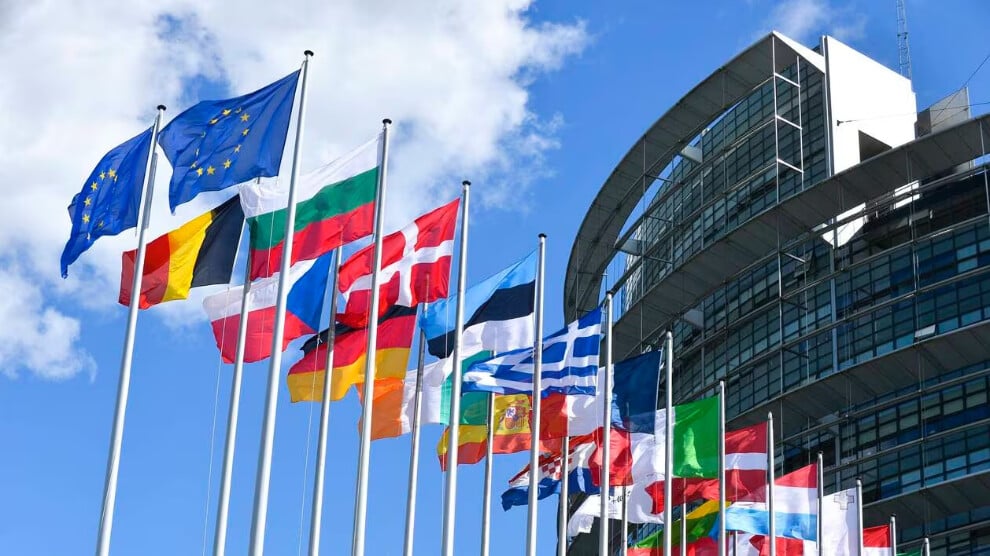 Avrupa Parlamentosu onayladı: ‘Rıza olmadan her türlü cinsel ilişki tecavüzdür’