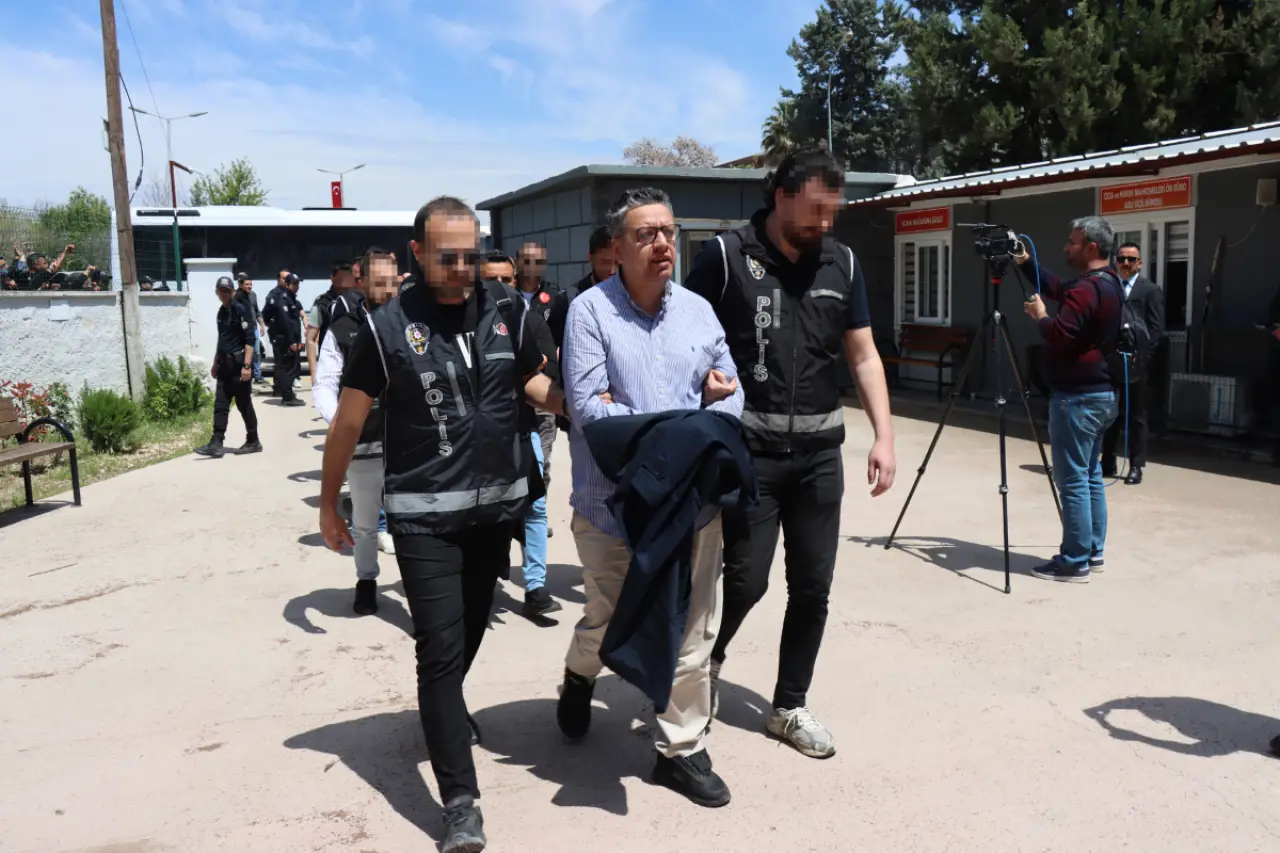 Halfeti Belediyesi’ne operasyon: Eski AK Parti’li başkan dahil 29 tutuklama