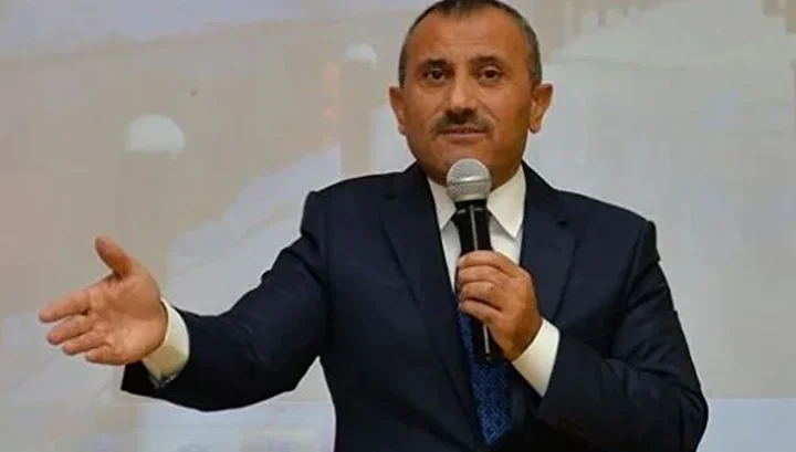 Dersimliler basın toplantısı yapman isteyen eski vali Tuncay Sonel’e yer vermedi