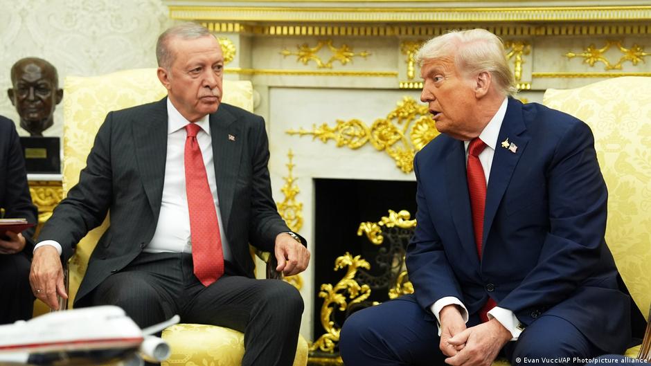 Erdoğan’dan Trump’a telefon: ‘Sürecin kundaklanmasına fırsat verilmemeli’