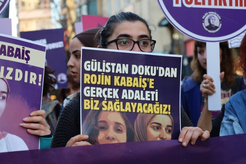 İstanbul’da yürüyüş: ‘Gülistan Doku’dan Rojin Kabaiş’e gerçek adaleti biz sağlayacağız’