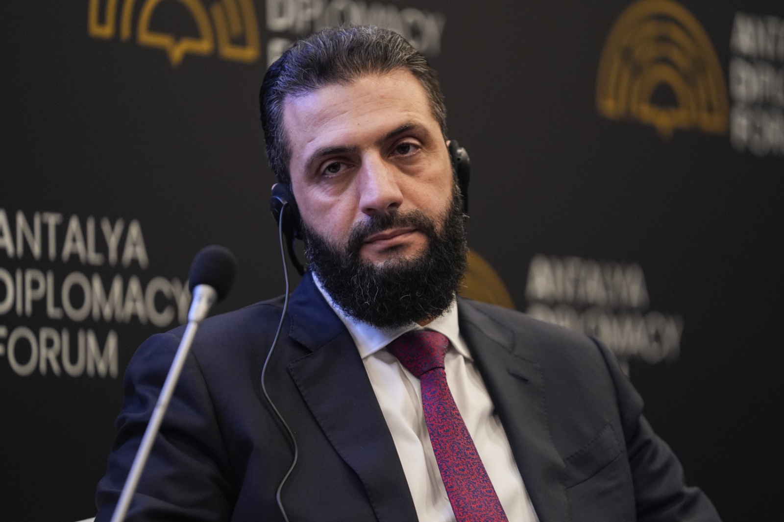 Şara Antalya’da: ‘Entegrasyon sürecinde iyi ilerliyoruz’