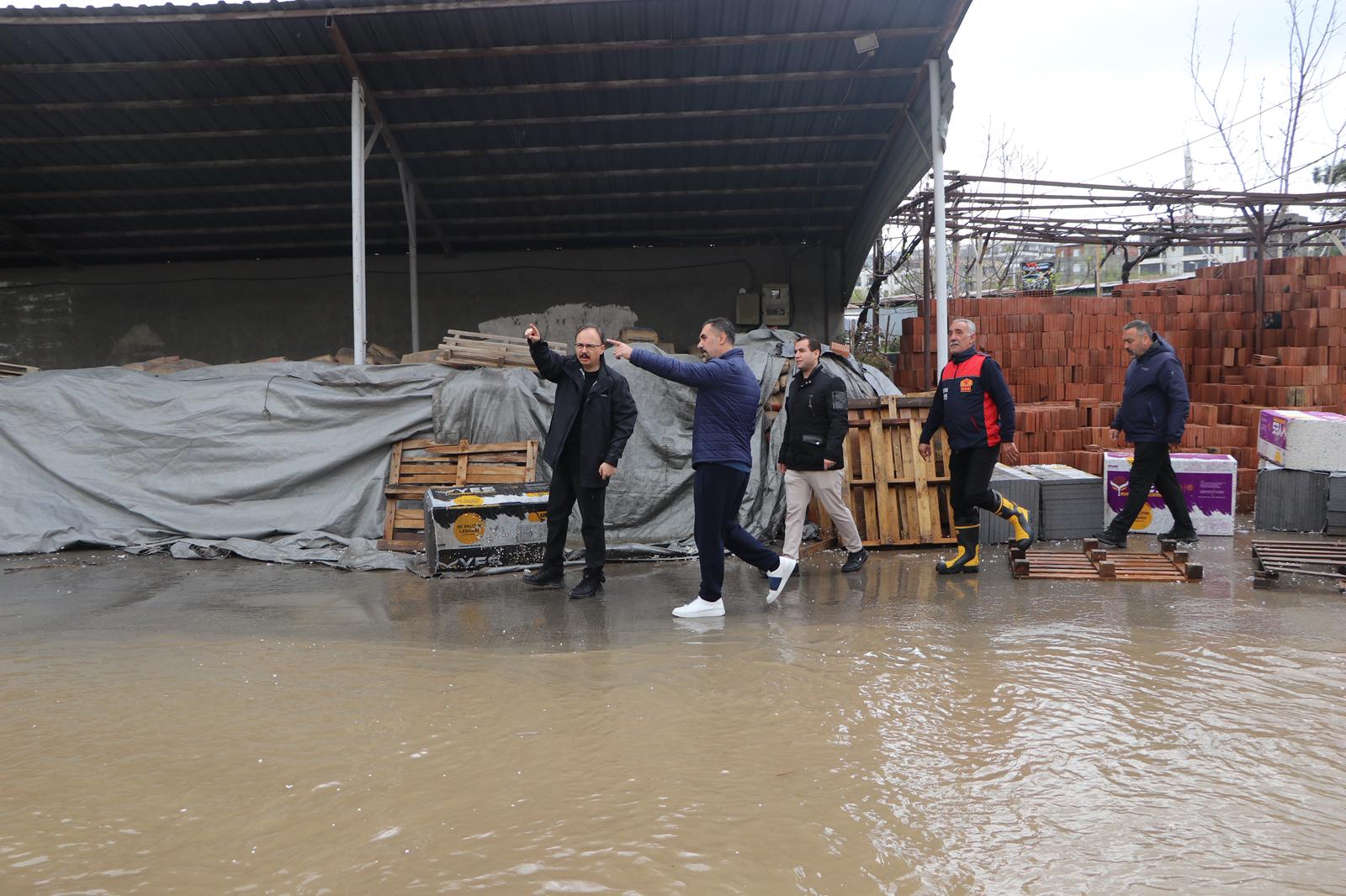 Kurtalan’da aşırı yağışlar sele neden oldu: Birçok evi su bastı