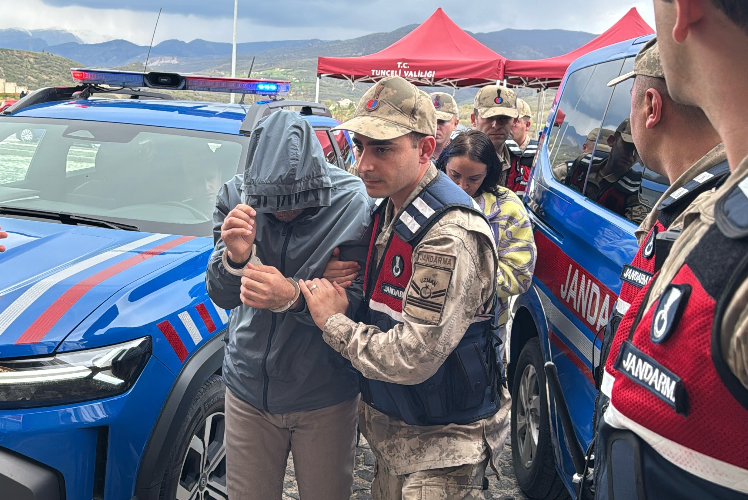 Gülistan Doku soruşturması: Gözaltına alınan 2 hastane görevlisi adliyeye sevk edildi