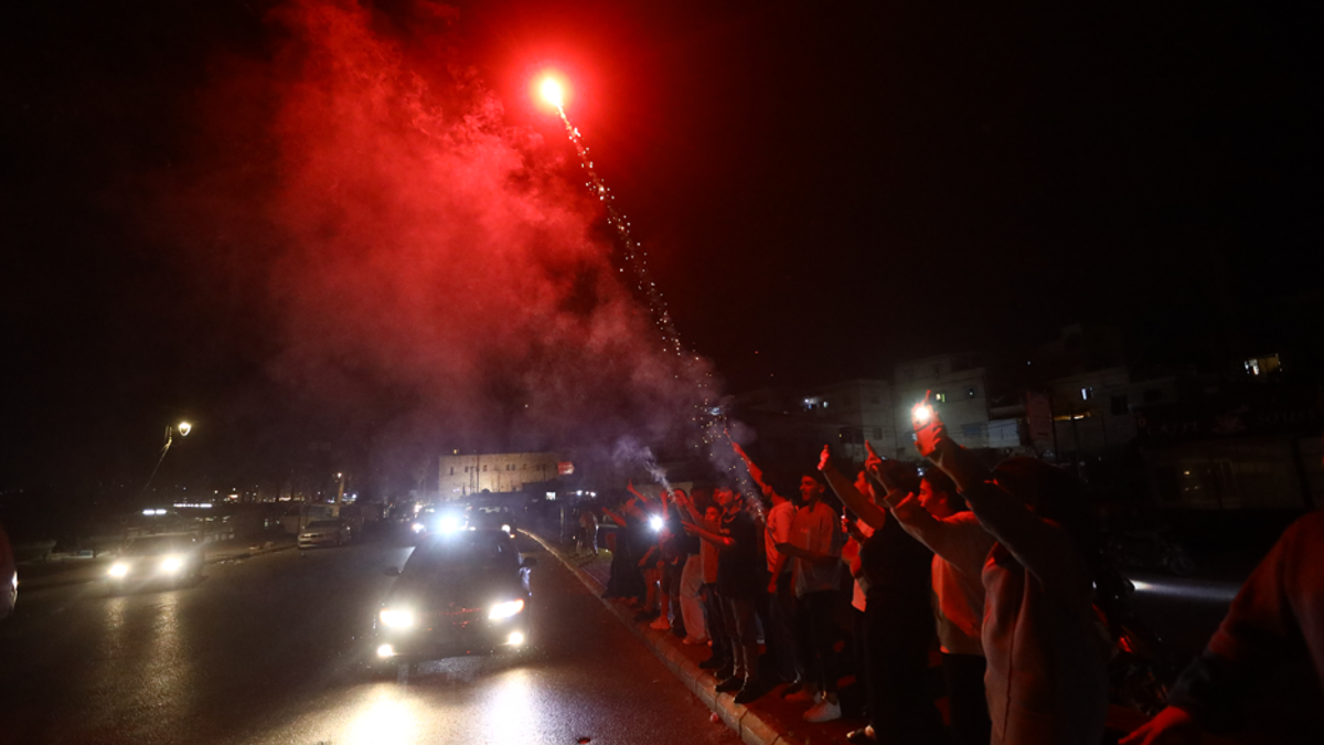 İsrail ile Lübnan arasında 10 günlük ateşkes başladı