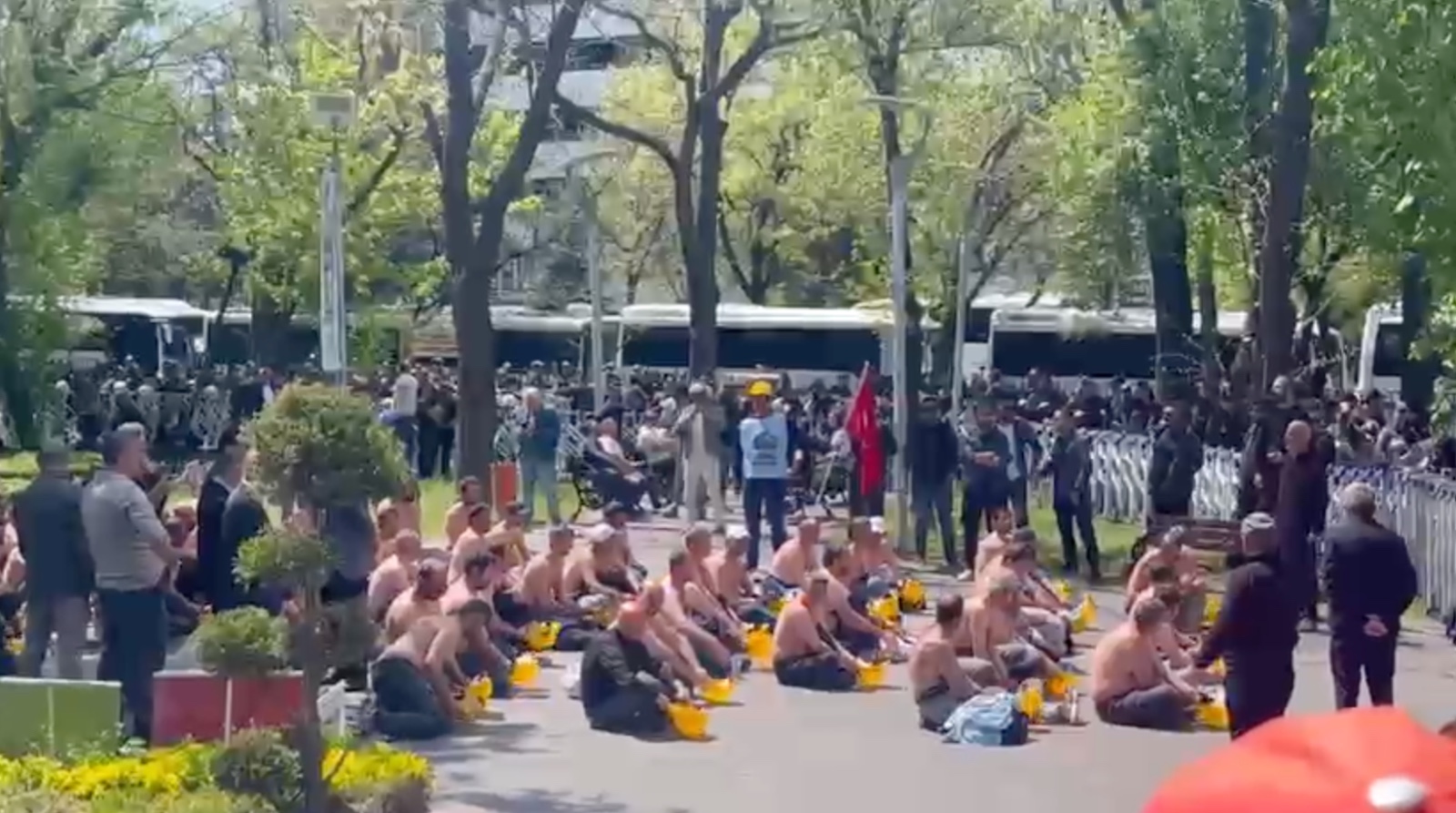 Doruk Madencilik işçileri açlık grevinin 8’inci gününde