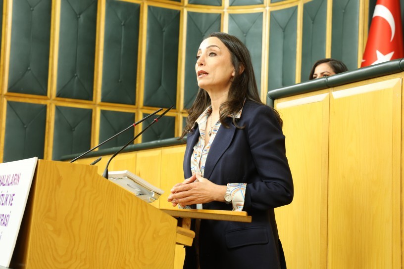 Tülay Hatimoğulları: Adım atılsın ki barış umudunun üstündeki kara bulutlar dağılsın