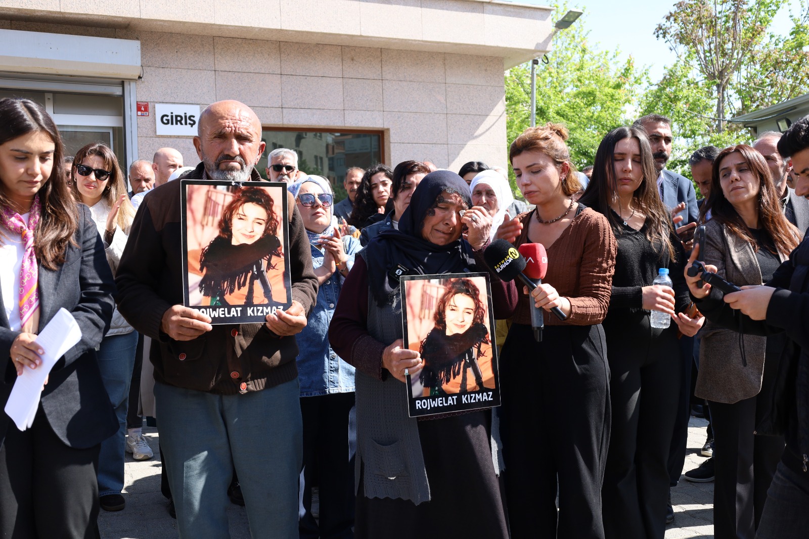 Rojwelat Kızmaz dosyasının yeniden açılması için savcılığa başvuru