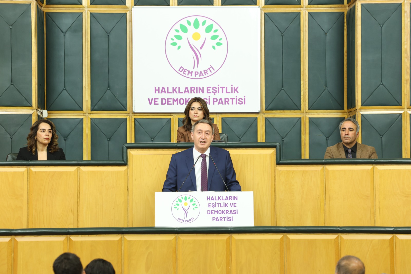 Bakırhan’dan çağrı: Kurtulmuş tüm liderleri toplasın, Yusuf Tekin istifa etsin