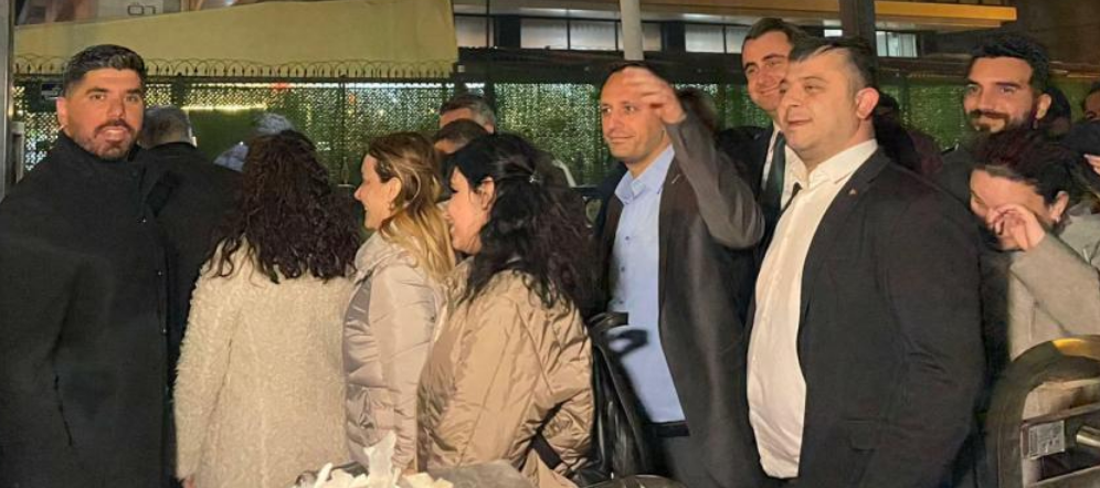 Bornova Belediye Başkanı Ömer Eşki ve diğer 3 isme yurt dışı çıkış yasağı