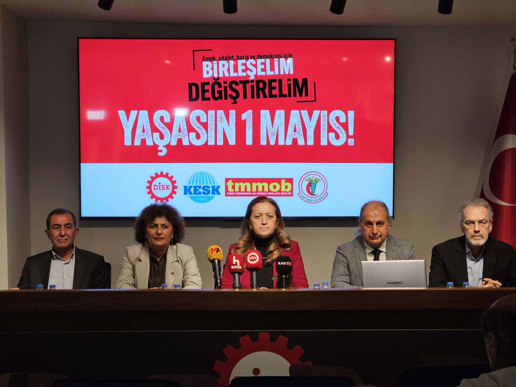 Taksim için başvuru: İşçiler barış talebini yükseltecek