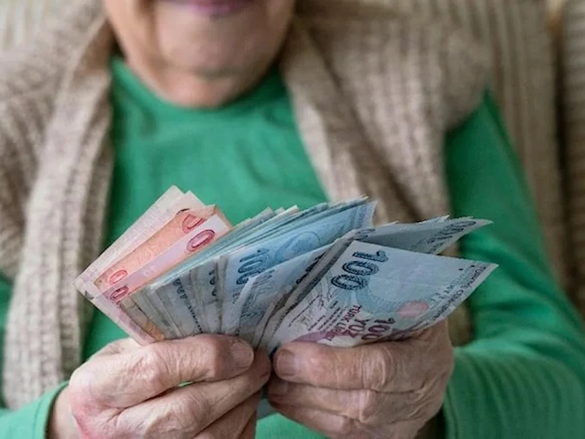 Işıkhan’dan emekliye bayram ikramiyesi açıklaması