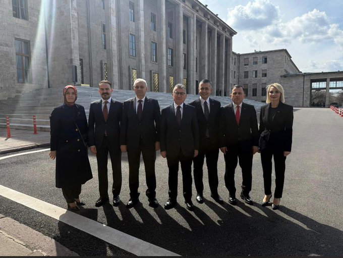 Özgur Çelik’ten kayyım tepkisi: ‘İrade gaspının fotoğrafını çekmişler’