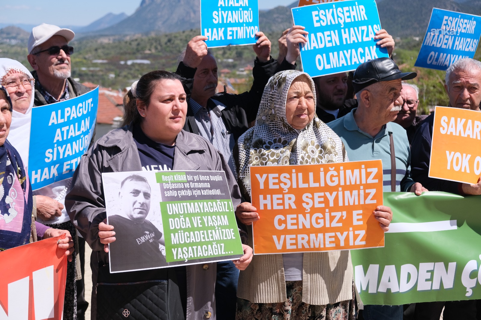 Eskişehir’de altın madeni için bilirkişi keşfi: ‘Toprağımızı satmak istemiyoruz’