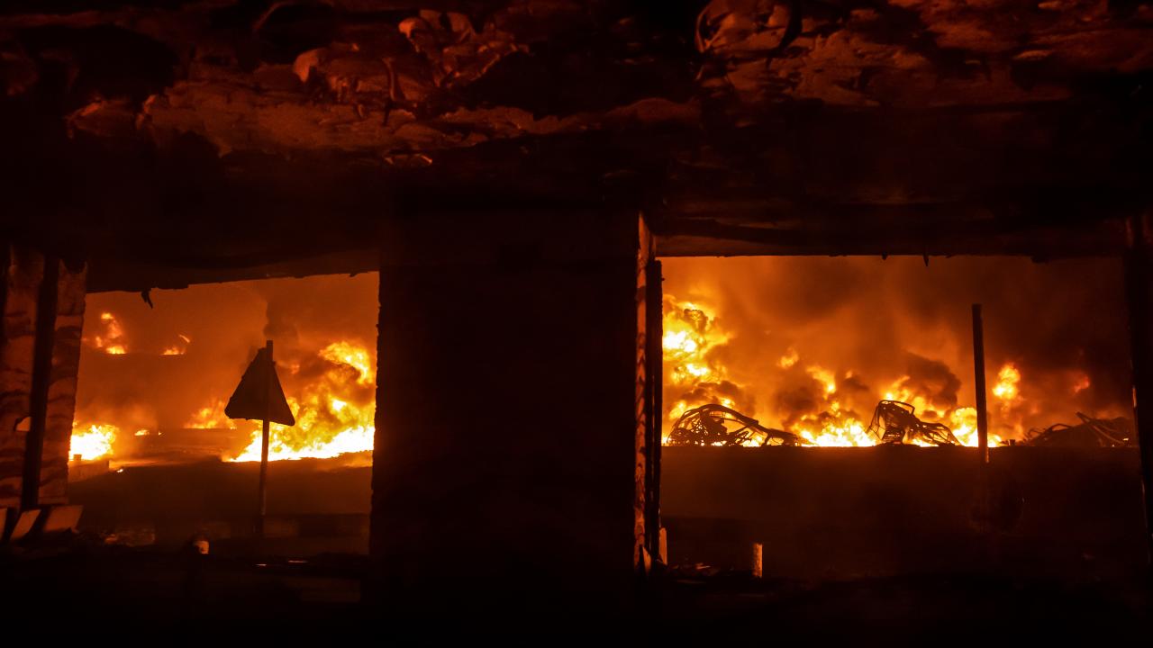 BAE’de petrokimya tesisine saldırı: Üretim durduruldu