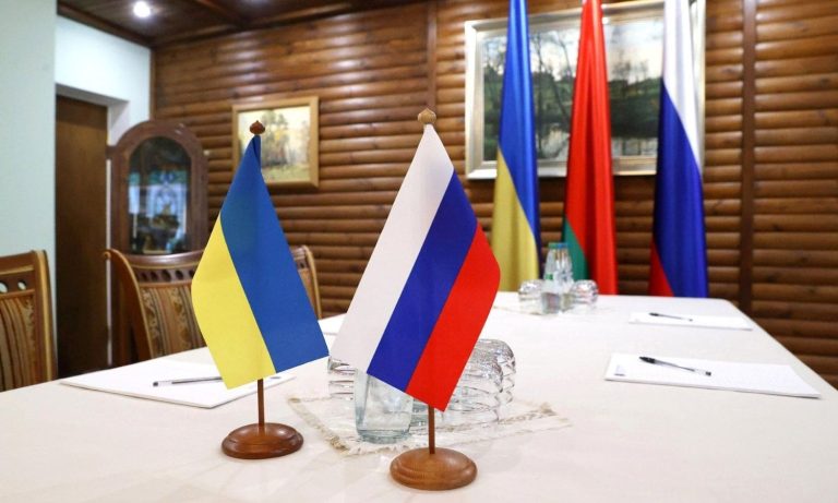 Ukrayna: Liderlerin Moskova ve Minsk dışında farklı başkentlerde görüşmesini destekliyoruz