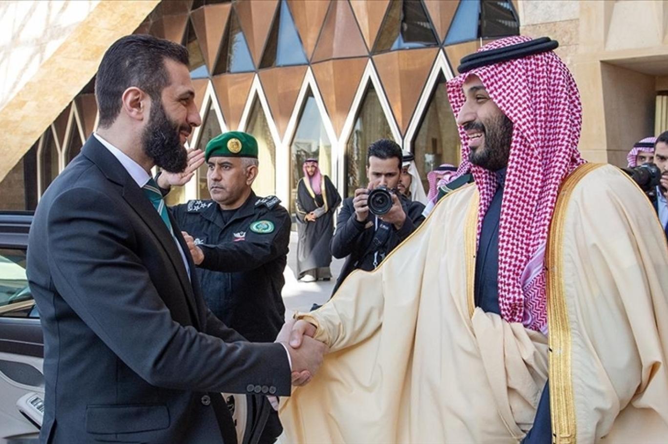 Şara Suudi Arabistan’da: Veliaht Prensi Bin Selman ile ikili ilişkileri görüştü