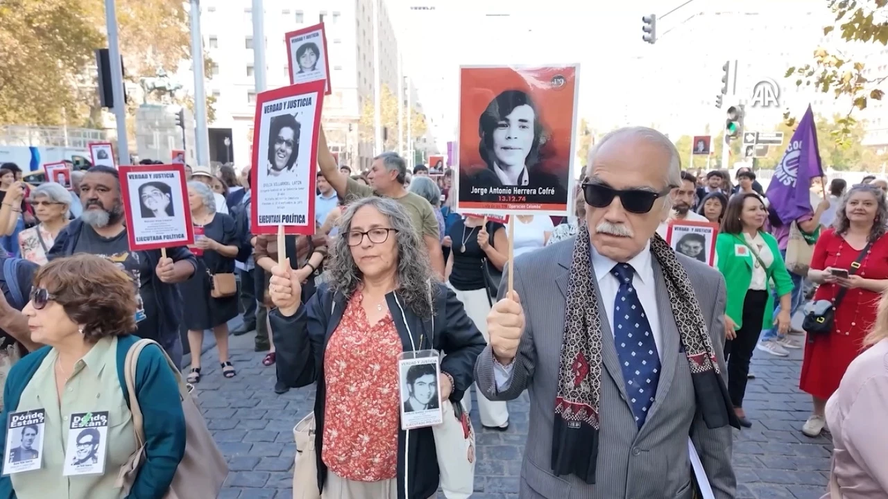 Şili’de kayıp yakınlarından, Kast hükümetine protesto