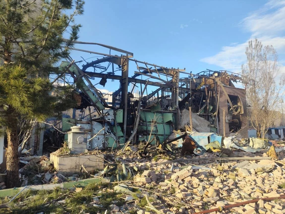 ABD ve İsrail orduları İran’da üniversite bombaladı