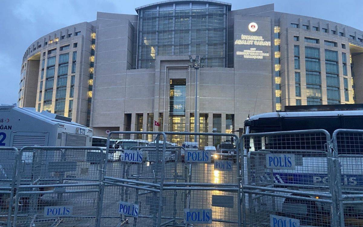 Ünlülere yönelik soruşturma: Gözaltına alınan 19 kişi adliyede