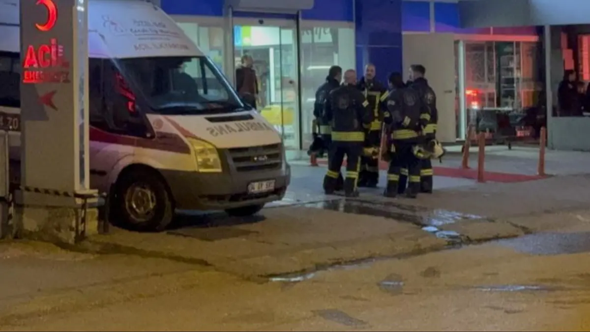 Çocuk tıp merkezinde yangın: Hastalar tahliye edildi