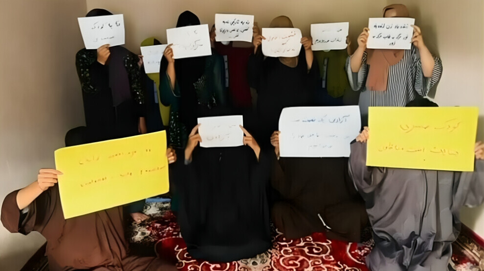 Afganistan’da kadınlardan Taliban’ın aile düzenlemelerine protesto