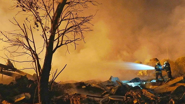 Çin’de havai fişek fabrikasında patlama: 21 işçi hayatını kaybetti