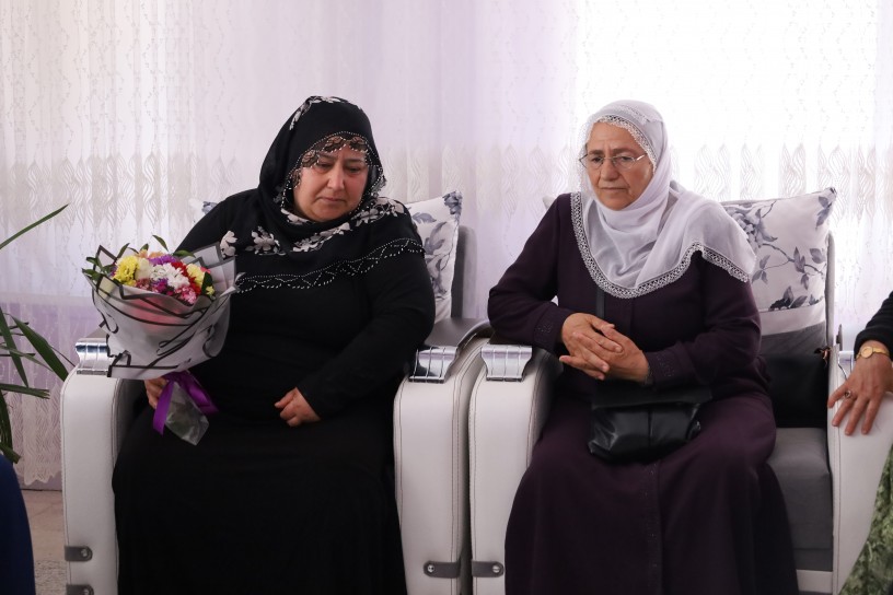 Barış Anneleri’nden Rojin Kabaiş’in annesine ‘Anneler Günü’ ziyareti