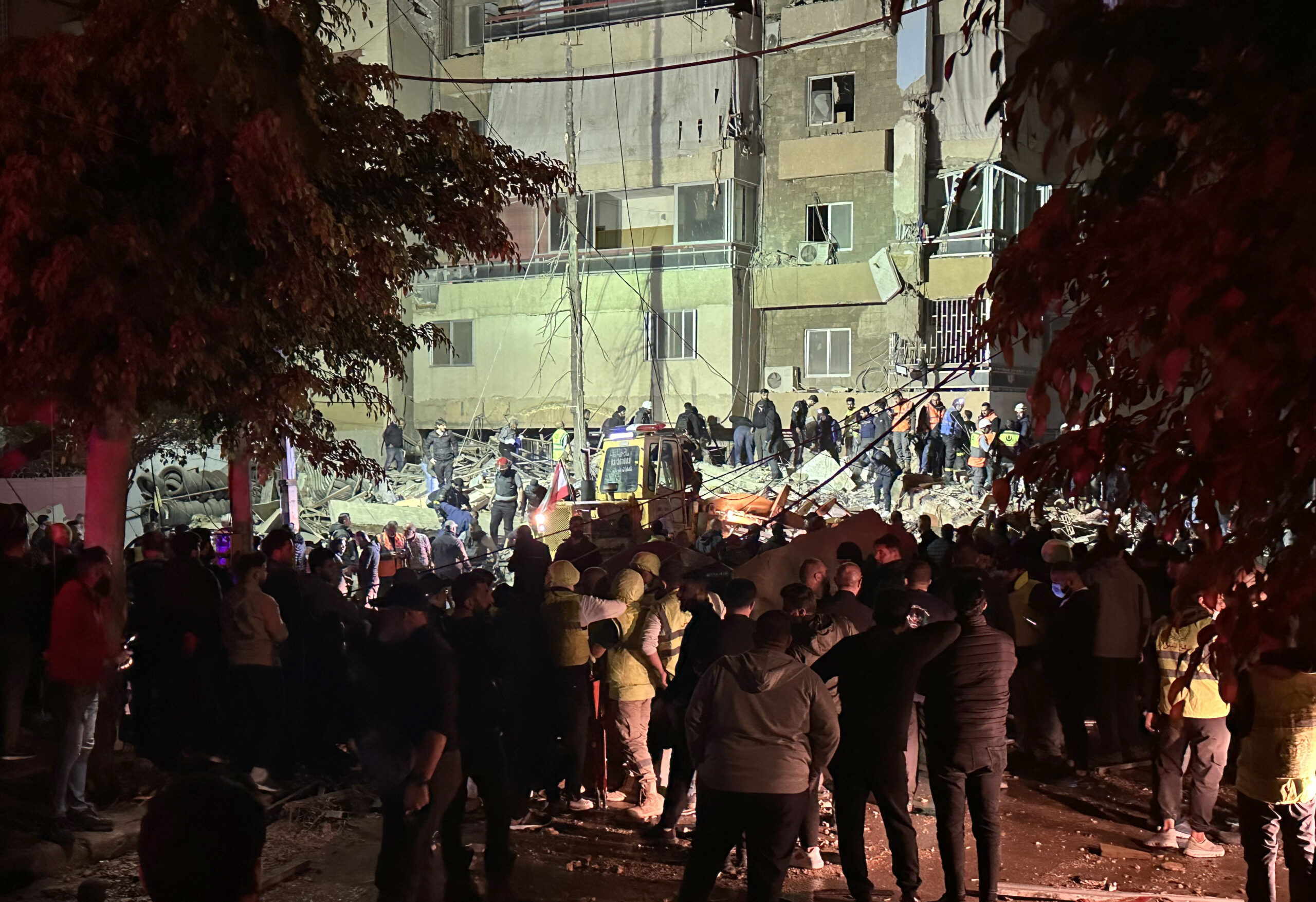İsrail ateşkesin ardından ilk kez Beyrut’u vurdu: Talimatı Netanyahu verdi