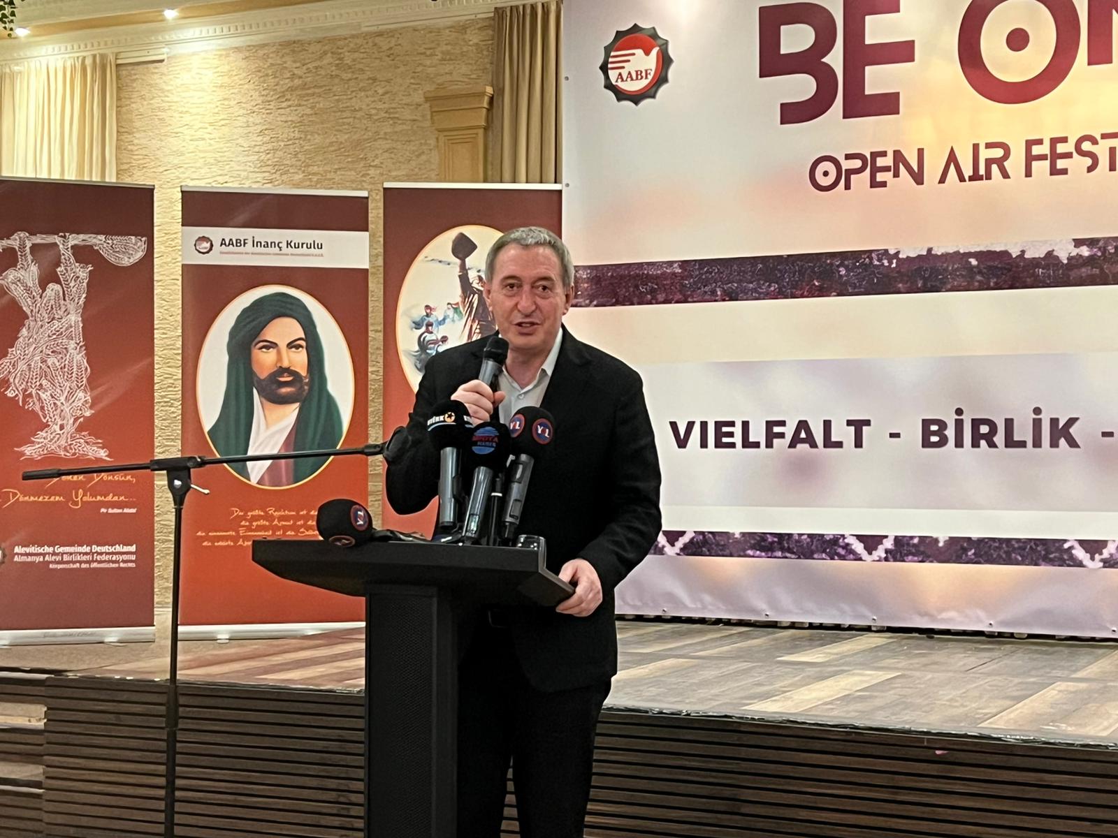 Bakırhan Köln’de konuştu: Temmuz ayına kadar bir yasa bekliyoruz