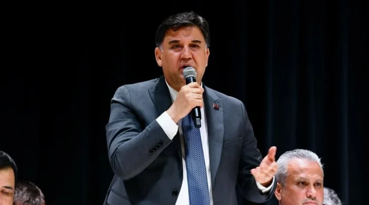 Fethiye belediye başkanına silahlı saldırı: Ayağından yaralandı
