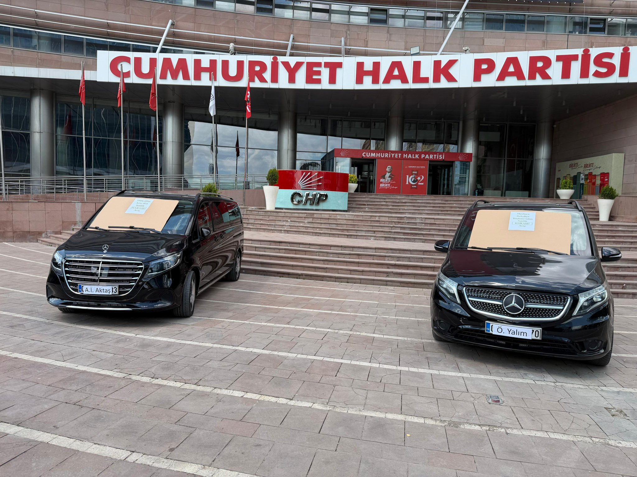 CHP’de araç polemiğinde yeni gelişme: ‘Haram araç’ denilen otomobilin Kılıçdaroğlu’nun makam aracı olduğu belirtildi