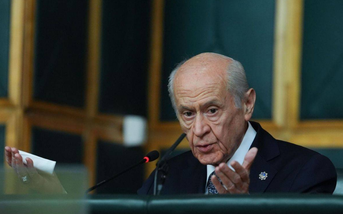 Bahçeli’den Amedspor’a tebrik: Birlik ve dayanışma iklimine katkı sunacak