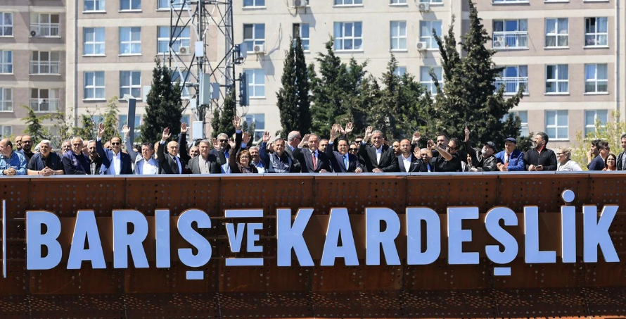 Barış ve Kardeşlik Köprüsü açılışı | Ahmet Özer: ‘Kayyım bir hak gaspıdır, sesimizin kısılmasıdır’