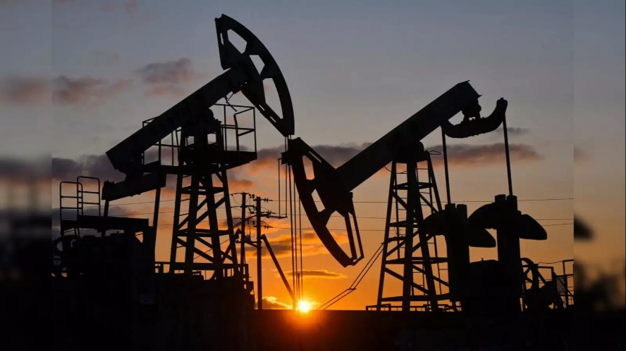Petrol fiyatlarında sert düşüş: Brent yüzde 5,5 geriledi