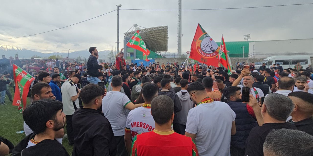 Iğdır FK-Amedspor maçı başladı