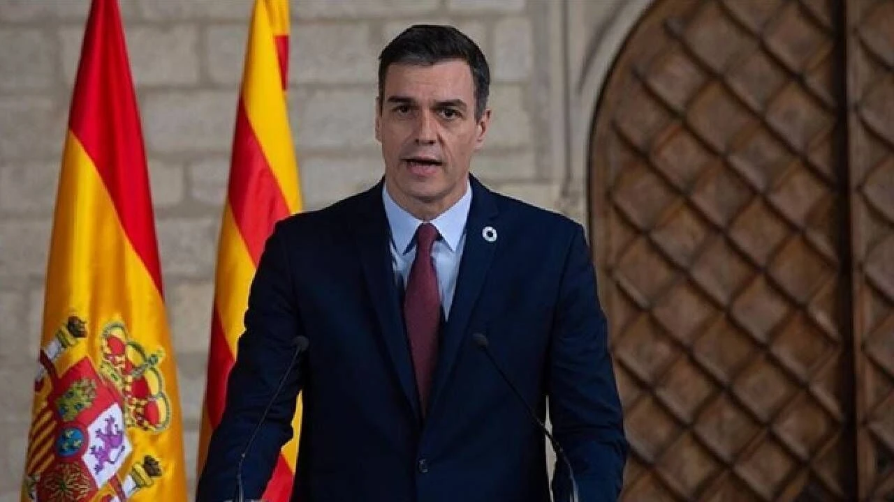 Uçağı acil iniş yapan İspanya Başbakanı Sánchez geceyi Ankara’da geçirdi