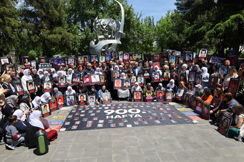 Kayıp yakınlarının 900’üncü hafta eylemi: Hakikatleri Araştırma Komisyonu kurulsun