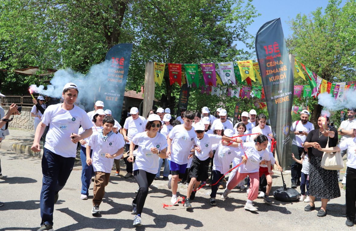 15 Mayıs Kürt Dil Bayramı için Diyarbakır’da koşu düzenlendi