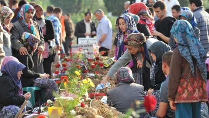 Soma’nın 12. yılında 301 madenci anıldı: ‘Bu suçu örtemezsiniz’